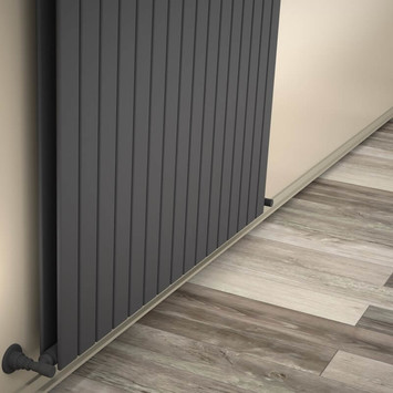 Radiva - Type 20V Radiateur Décoratif 600x1180 Anthracite