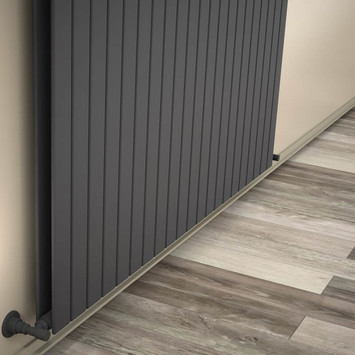 Radiva - Type 20V Radiateur Décoratif 600x1550 Anthracite